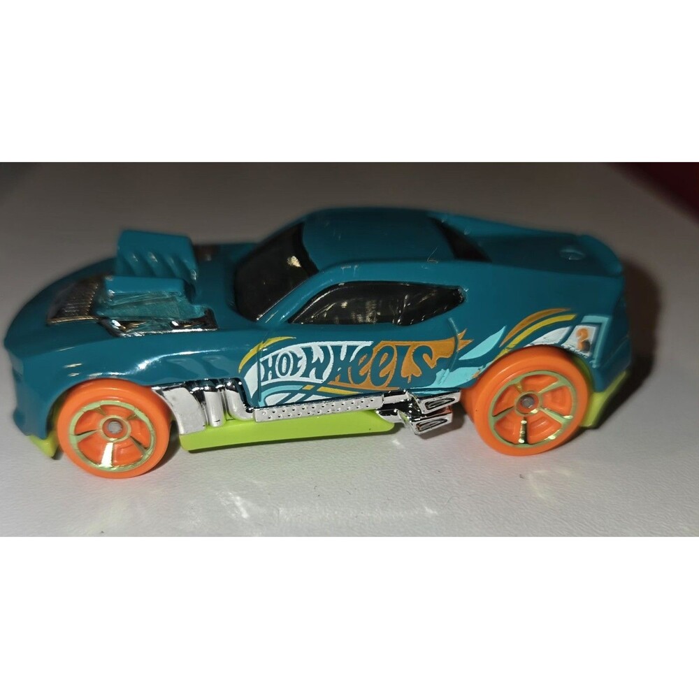 Twinduction Hot Wheels 2010 Action Series Turquoise MC5 Rims 1:64 Loose